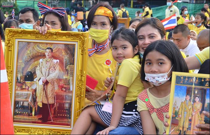 พระบาทสมเด็จพระเจ้าอยู่หัว และสมเด็จพระนางเจ้าฯ พระบรมราชินี เสด็จพระราชดำเนินไปทรงวางศิลาฤกษ์และทรงเปิดอาคารที่ทำการศาลแขวงพระนครศรีอยุธยา