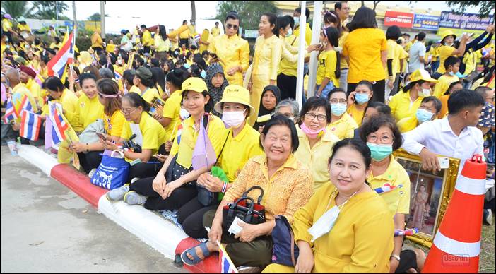 พระบาทสมเด็จพระเจ้าอยู่หัว และสมเด็จพระนางเจ้าฯ พระบรมราชินี เสด็จพระราชดำเนินไปทรงวางศิลาฤกษ์และทรงเปิดอาคารที่ทำการศาลแขวงพระนครศรีอยุธยา