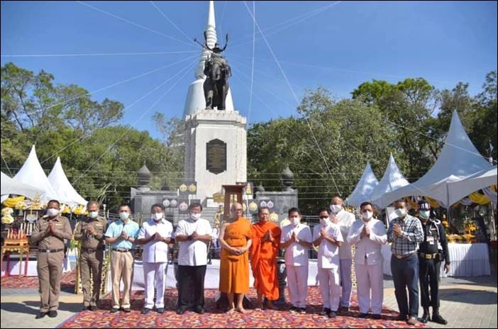 ร่วมเผยแพร่บารมีสมเด็จพระนเรศวรมหาราช ร่วมบูชาเหรียญย้อนตำนาน 50 ปี สมเด็จพระนเรศวรมหาราช รายได้สมทบทุนสร้างวิทยาลัยสงฆ์ จ.สุพรรณบุรี