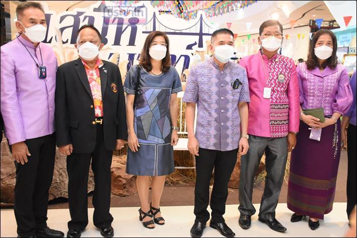 เซ็นทรัลพัฒนา ร่วมกับ จังหวัดนนทบุรี หอการค้าจังหวัดนนทบุรี และ พันธมิตร จัดงาน สงกรานต์เสน่ห์นนท์ 65