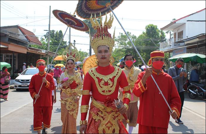 ผวจ.สุพรรณบุรี เปิดงานประเพณีสงกรานต์วิถีใหม่สืบสานวัฒนธรรมไทย ขบวนแห่พระ-สรงน้ำ พระพุทธรูปศักดิ์สิทธิ์อำเภอด่านช้าง