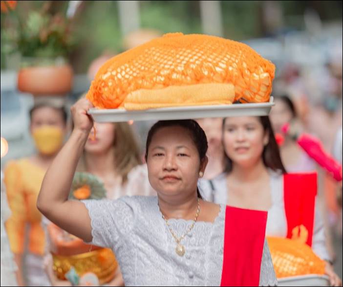 งานบวชพระชายมอญ ครั้งสำคัญของอำเภอสังขละบุรี นายชัยชาญ กล่อมน้อย